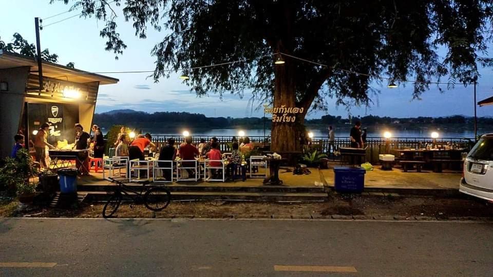 Ferienwohnung ไทยกันเอง ริมโขง Chiang Khan Exterior foto
